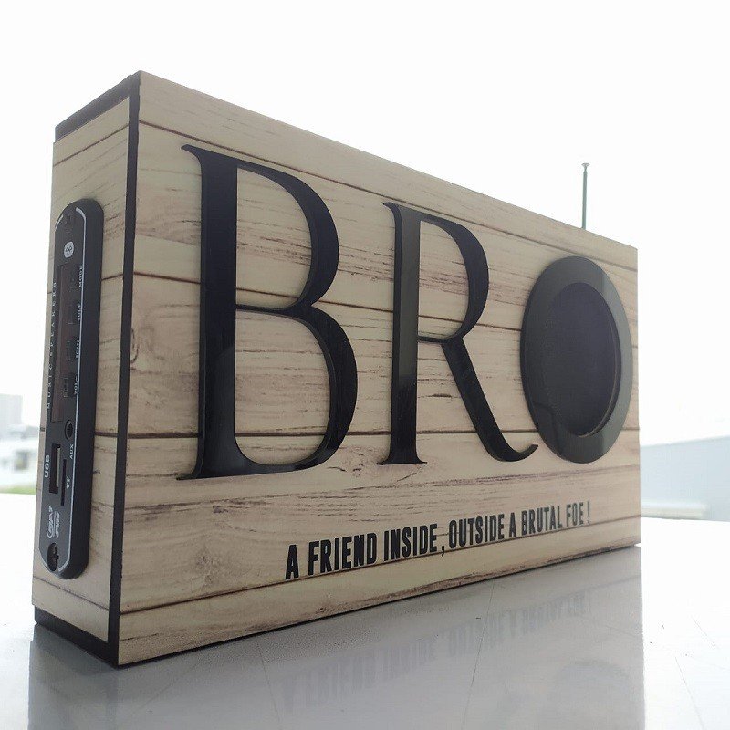 BRO – Wooden Speaker Box
