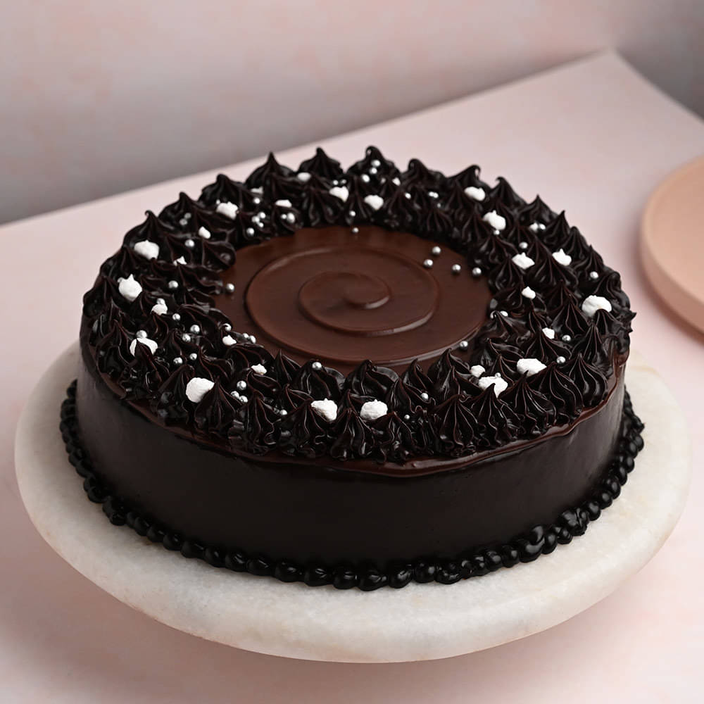 Peggy Porschen's Dark Chocolate Truffle Cake - The Wordrobe