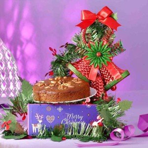 Xmas Plum Cake N Decorative Hamper