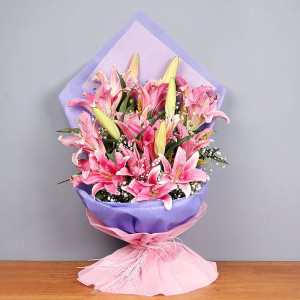 Bouquet of 6 Pink Oriental Lilies