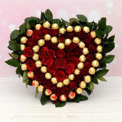 Ferrero Rocher bouquet with Red Roses