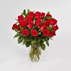 20 Red Roses in a Glass Vase