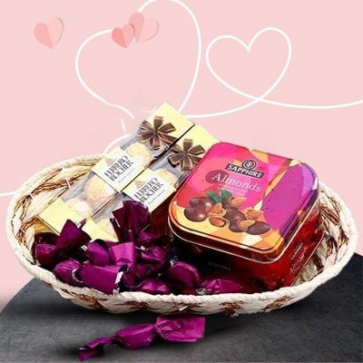 Valentine Basket Arrangment Gifts Online